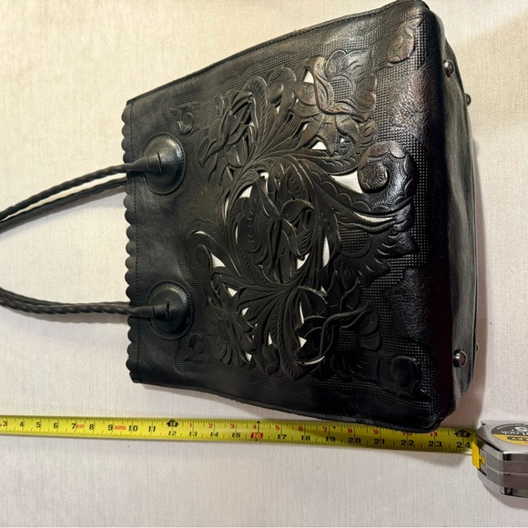 Patricia Nash “Cavo Tote” Black Full-Grain Leather Bag — Like new - Picture 10 of 17
